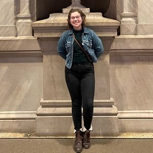 Meet your Posher, Devan